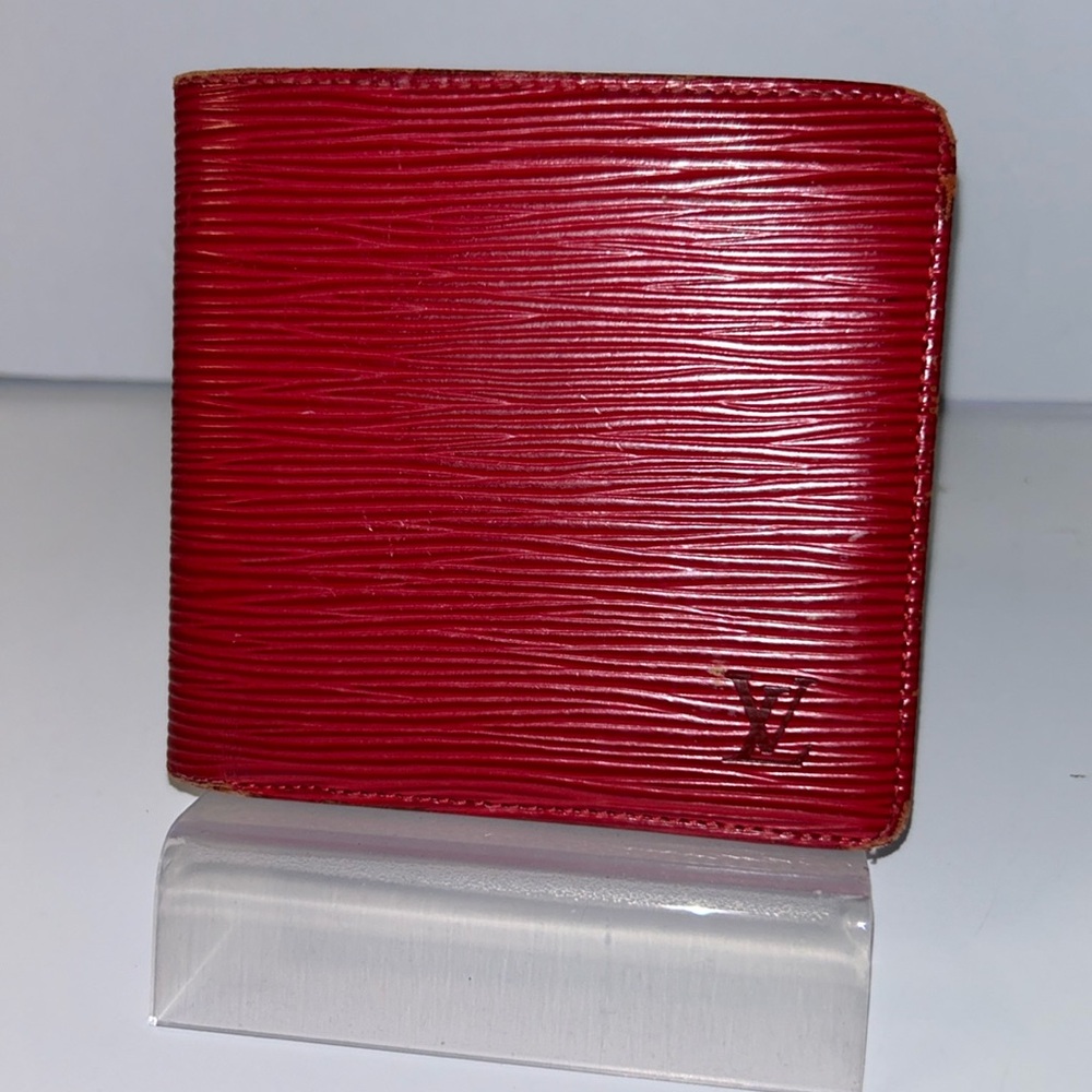 Louis Vuitton Men’s Epi Wallet Red